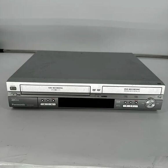 Panasonic DMR-ES30V VHS Recorder DVD VCR Combo Player Hi-Fi Silver UNTESTED - Picture 1 of 10